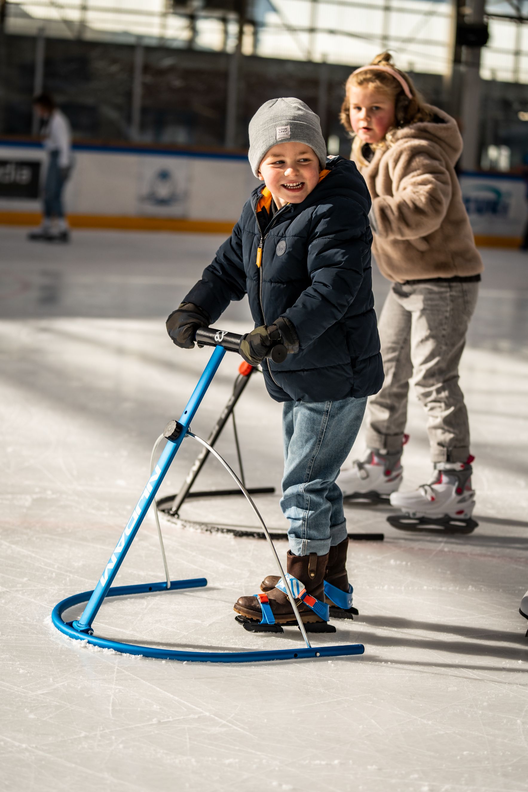 Ice Skate Aid Foldable - Frosty Glider